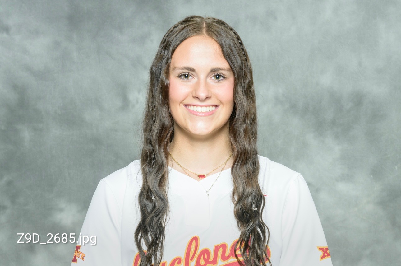 Coach Hailey Holtz - Pitching Coach